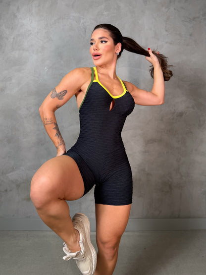 SCRUNCH BOOTY BLACK WAVE BRAZIL SHORT JUMPSUIT
