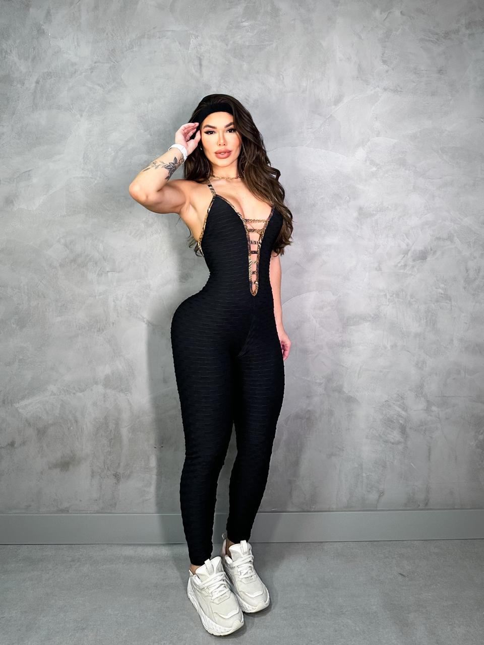 SCRUNCH BOOTY BLACK WAVE AND GOLD PRINT DETAIL JUMPSUIT NO RETURN