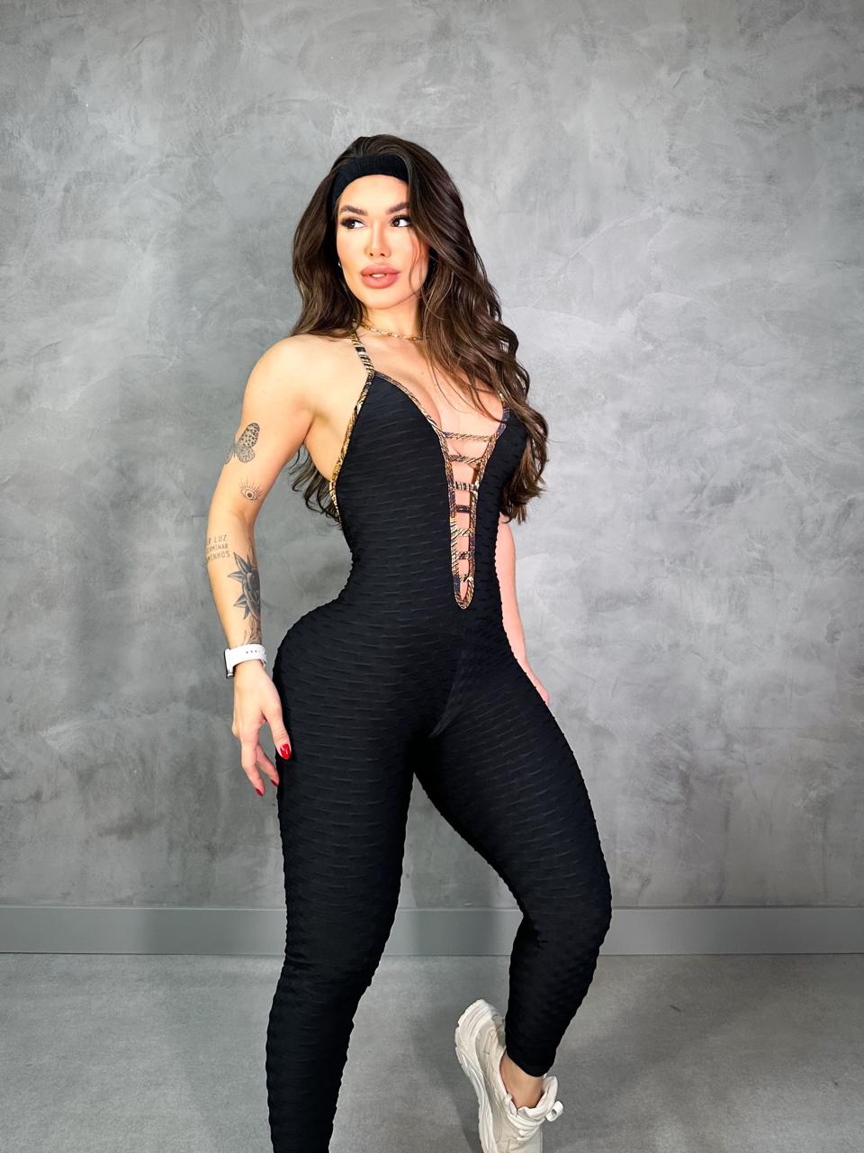 SCRUNCH BOOTY BLACK WAVE AND GOLD PRINT DETAIL JUMPSUIT NO RETURN