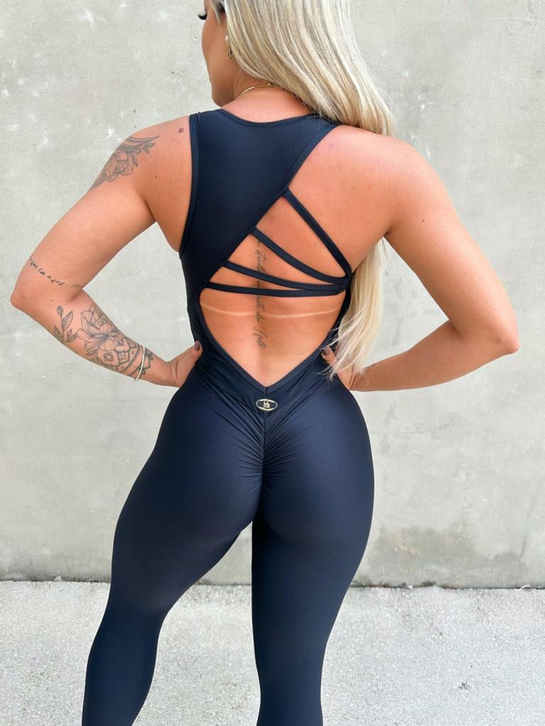 SCRUNCH BOOTY NLACK WAVE  SEXY BACK BLACK RINGS JUMPSUIT. N0 RETURN